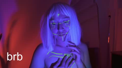 Im Scarlett  ONLINE  5pm-10pm NYC time  online show from December 2024 12:49:01 PM