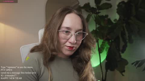 Im Scarlett  ONLINE  5pm-10pm NYC time  online show from January 2025 02:10:02 AM