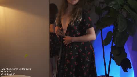 Im Scarlett  ONLINE  5pm-10pm NYC time  online show from March 2025 03:45:01 AM