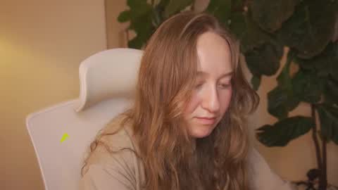 Im Scarlett  ONLINE  5pm-10pm NYC time  online show from November 2025 09:29:02 PM