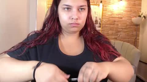 Skarlet online show from February 2025 12:49:02 PM