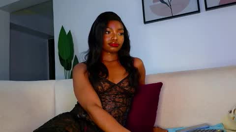 Krystal Belle online show from October 2025 09:39:02 AM