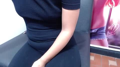  Kim skinny  online show from July 2026 03:03:01 PM