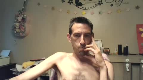 Snapshot of skinnybigcock2 chatting on July 2026 03:46:02 AM SkinnyBigCock2 online show from July 2026 03:46:02 AM