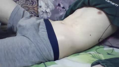 Snapshot of skinnycuteman chatting on January 2025 12:27:01 AM skinnycuteb0y online show from January 2025 12:27:01 AM