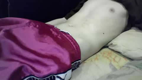 Snapshot of skinnycuteman chatting on June 2026 10:05:02 AM skinnycuteb0y online show from June 2026 10:05:02 AM