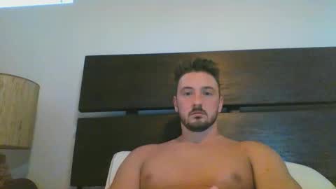 skinnyguylongdick1 online show from February 2025 12:30:01 AM
