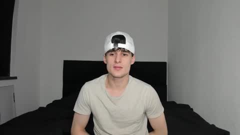 skinnyguywithbigd online show from December 2025 01:55:02 AM