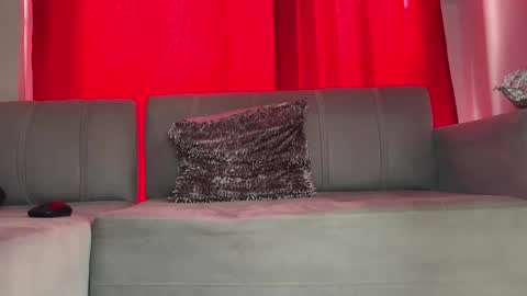 skinnylatin69 online show from September 2025 04:18:01 PM