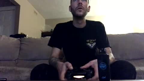 Snapshot of skinnytallz chatting on February 2025 10:45:01 PM Meatnbones online show from February 2025 10:45:01 PM