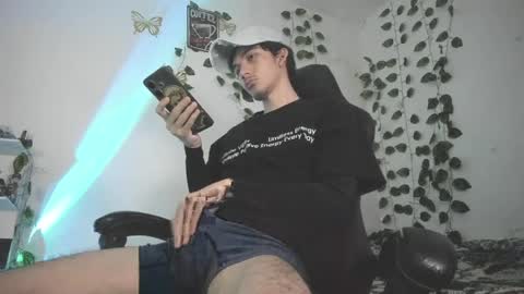 skiny_dann online show from April 2026 04:35:02 AM