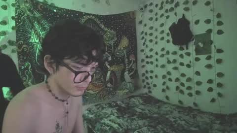 skiny_dann online show from April 2026 03:43:02 AM