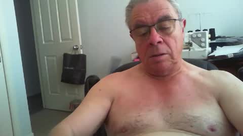 Skipper1970 online show from December 2025 02:50:01 AM