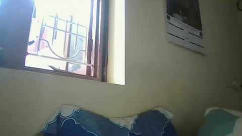 Snapshot of sklavepappu143 chatting on May 2026 06:21:03 AM Indianslut1431 online show from May 2026 06:21:03 AM
