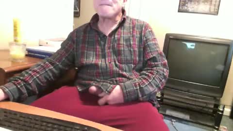 Snapshot of skn1960e chatting on January 2025 01:53:01 PM skn1960e online show from January 2025 01:53:01 PM