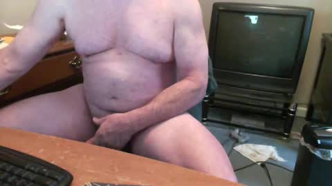 Snapshot of skn1960e chatting on October 2025 01:35:02 PM skn1960e online show from October 2025 01:35:02 PM