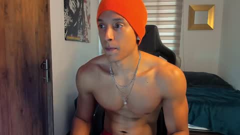 Liam Vokov online show from December 2024 12:14:02 PM