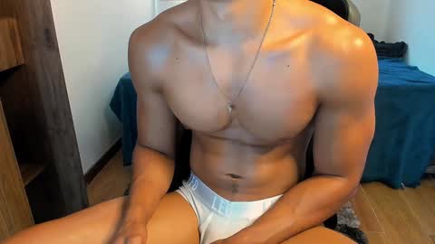 Liam Vokov online show from December 2024 05:18:02 PM