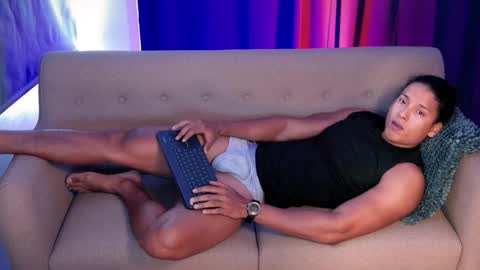 Liam Vokov online show from September 2025 01:34:02 PM