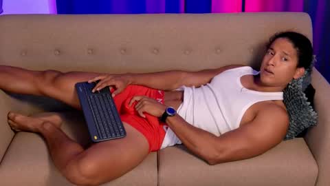 Liam Vokov online show from September 2025 12:15:01 AM