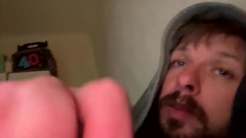 Snapshot of skuzzy25 chatting on October 2025 07:09:02 AM skuzzy25 online show from October 2025 07:09:02 AM