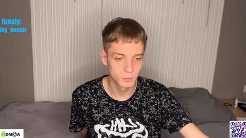 sky_hunter online show from November 2025 01:22:02 PM