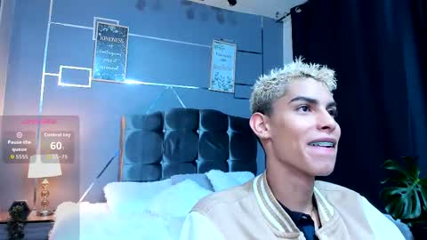 Daniel online show from December 2025 03:48:01 AM