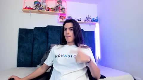 Santiago online show from January 2025 09:53:02 PM