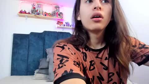 Santiago online show from February 2025 09:36:01 PM