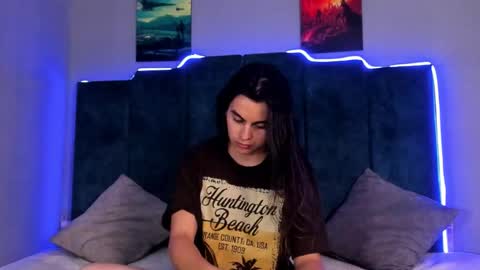 Santiago online show from October 2025 10:51:02 PM