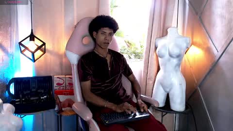 sky_walkerss online show from April 2026 05:32:02 PM