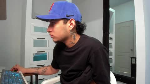 sky_wild online show from March 2026 08:31:01 PM