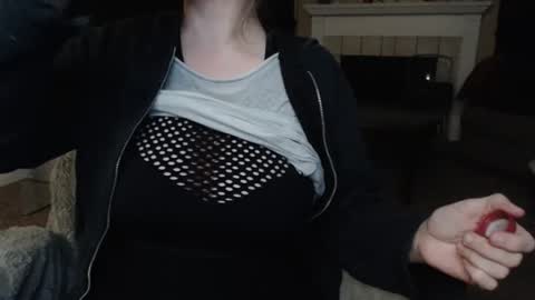 SKYLE   online show from April 2026 01:14:01 AM