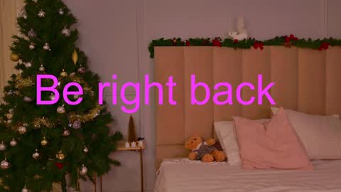 Snapshot of skyeyes__ chatting on December 2024 11:11:02 AM Ann online show from December 2024 11:11:02 AM