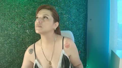 skylar__desire online show from October 2025 01:42:02 PM