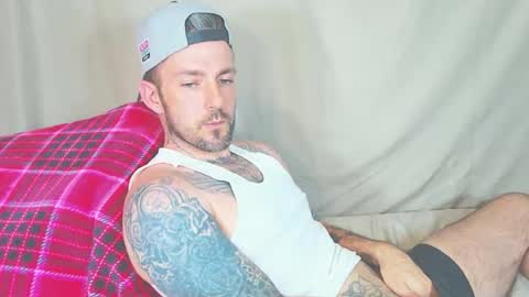 Snapshot of skylarrgrey chatting on April 2026 03:32:01 PM SkylarGrey online show from April 2026 03:32:01 PM