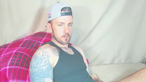 Snapshot of skylarrgrey chatting on April 2026 10:20:02 AM SkylarGrey online show from April 2026 10:20:02 AM