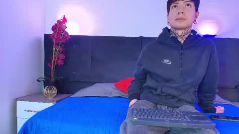 skylen_snow online show from July 2026 07:24:01 PM