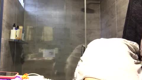 Skyler online show from October 2025 10:51:02 PM