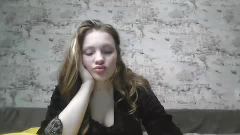 Snapshot of skyler_wans chatting on February 2025 03:58:02 PM Skyler online show from February 2025 03:58:02 PM
