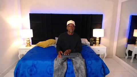 SKYLERBIGXXX online show from April 2026 04:13:02 AM