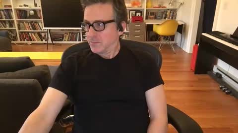 Skyline3371 online show from February 2025 05:26:02 PM