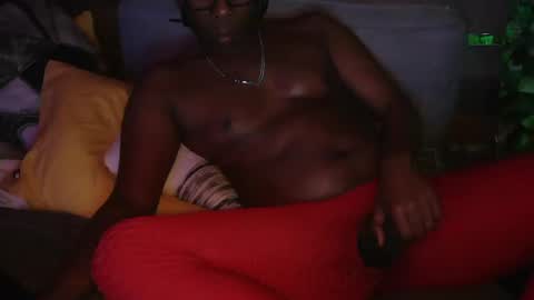 Snapshot of skyonetoo3 chatting on January 2025 08:24:01 AM skyonetoo3 online show from January 2025 08:24:01 AM