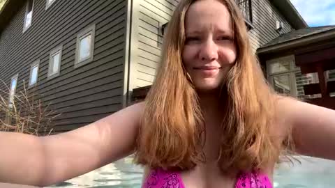 Snapshot of skywinters chatting on December 2024 03:24:02 PM Sky Winters online show from December 2024 03:24:02 PM