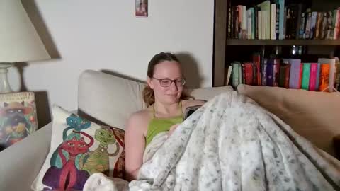 Snapshot of skywinters chatting on February 2026 04:35:02 AM Sky Winters online show from February 2026 04:35:02 AM