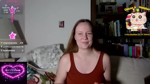 Snapshot of skywinters chatting on February 2026 09:02:01 PM Sky Winters online show from February 2026 09:02:01 PM