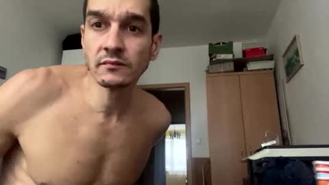 slabyhrac online show from September 2025 08:17:01 AM