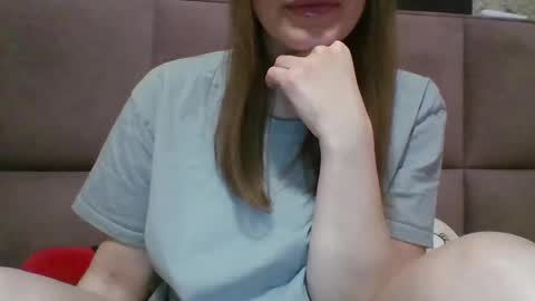 Snapshot of sladkiegubki chatting on February 2025 08:11:02 AM Sladkiegubki online show from February 2025 08:11:02 AM