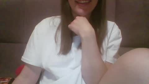 Snapshot of sladkiegubki chatting on February 2025 09:43:01 PM Sladkiegubki online show from February 2025 09:43:01 PM