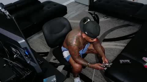 nasty twitter KASHCARTERATL online show from April 2026 05:51:01 PM